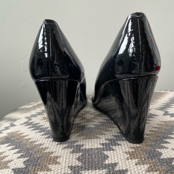 Black patent leather J.Crew wedge heels - Picture 2 of 6